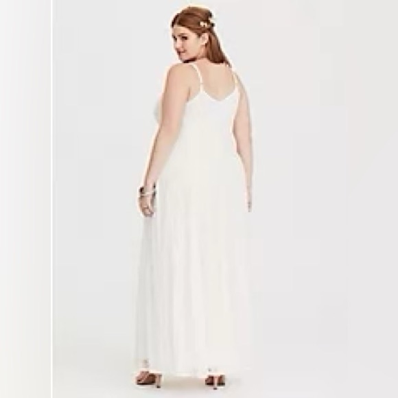 NWT Torrid Ivory Lace Maxi Dress sz4 - Picture 8 of 8